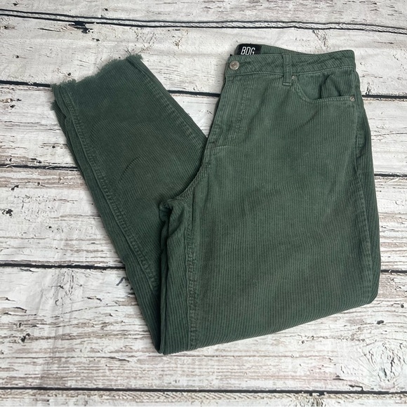 BDG Pants - BDG Mom High Rise Corduroy Jean Size 27